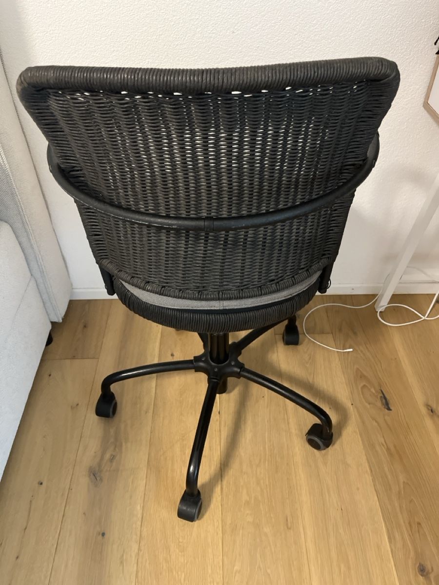 Ikea Sedie: Bürostuhl – Usato da Hunzenschwil venduto da kri_kxp6 1