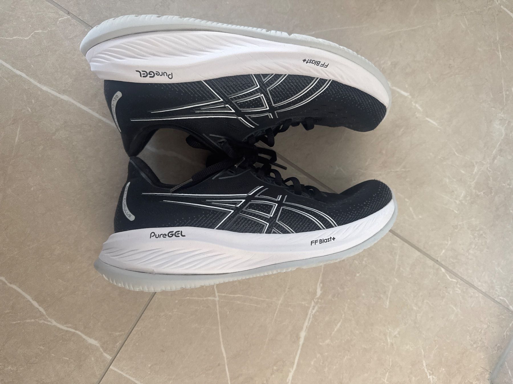Asics Scarpe da donna: Asics Nimbus – Nuovo (secondo la descrizione) da Oberhasli venduto da san_w6qf 3