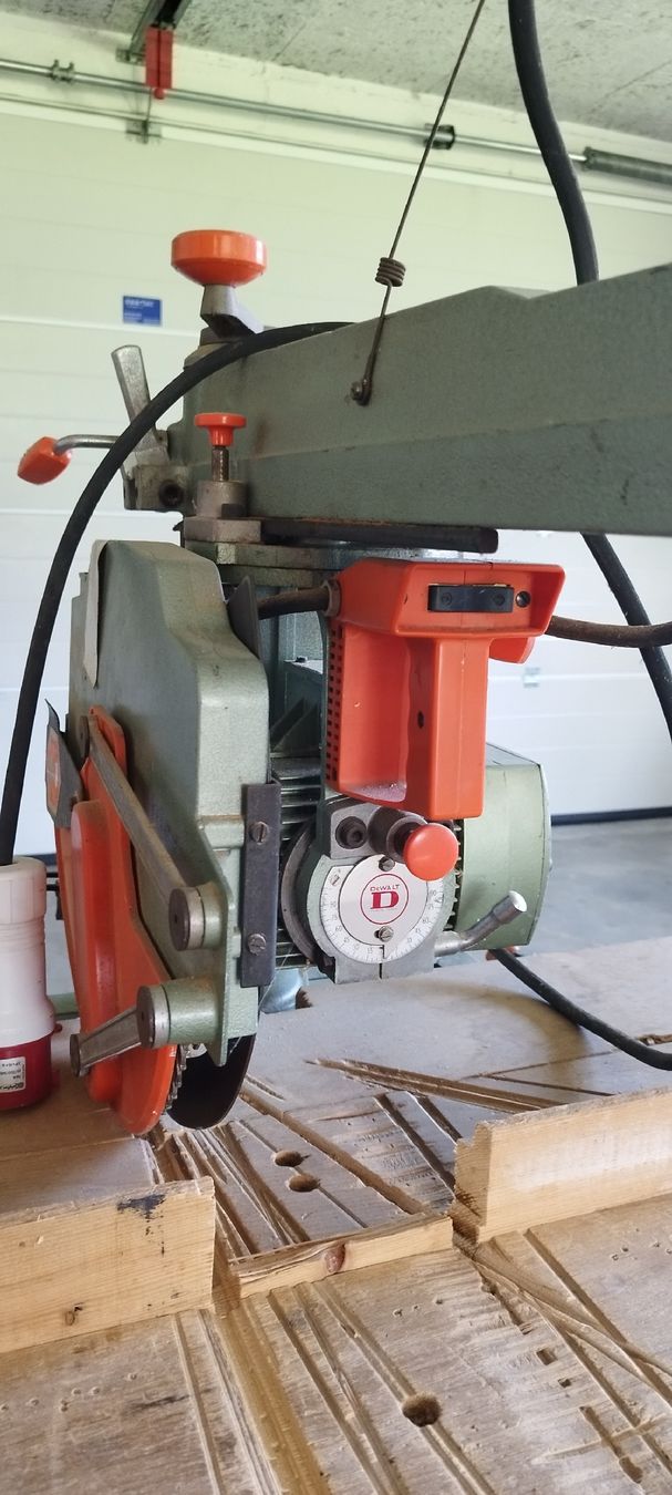 Dewalt Seghe: Radial-Arm-Säge DeWalt Mod. 1370 gebraucht – Usato da Attinghausen venduto da heenz01 2