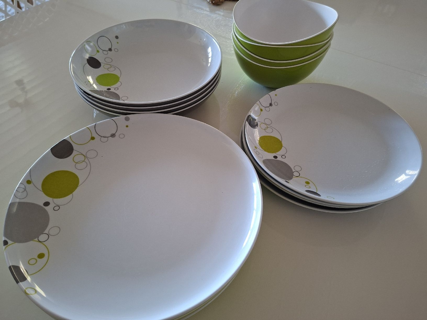 Set di piatti: Vaisselle camping mélamine  – Usato da Noiraigue venduto da isa_69k6