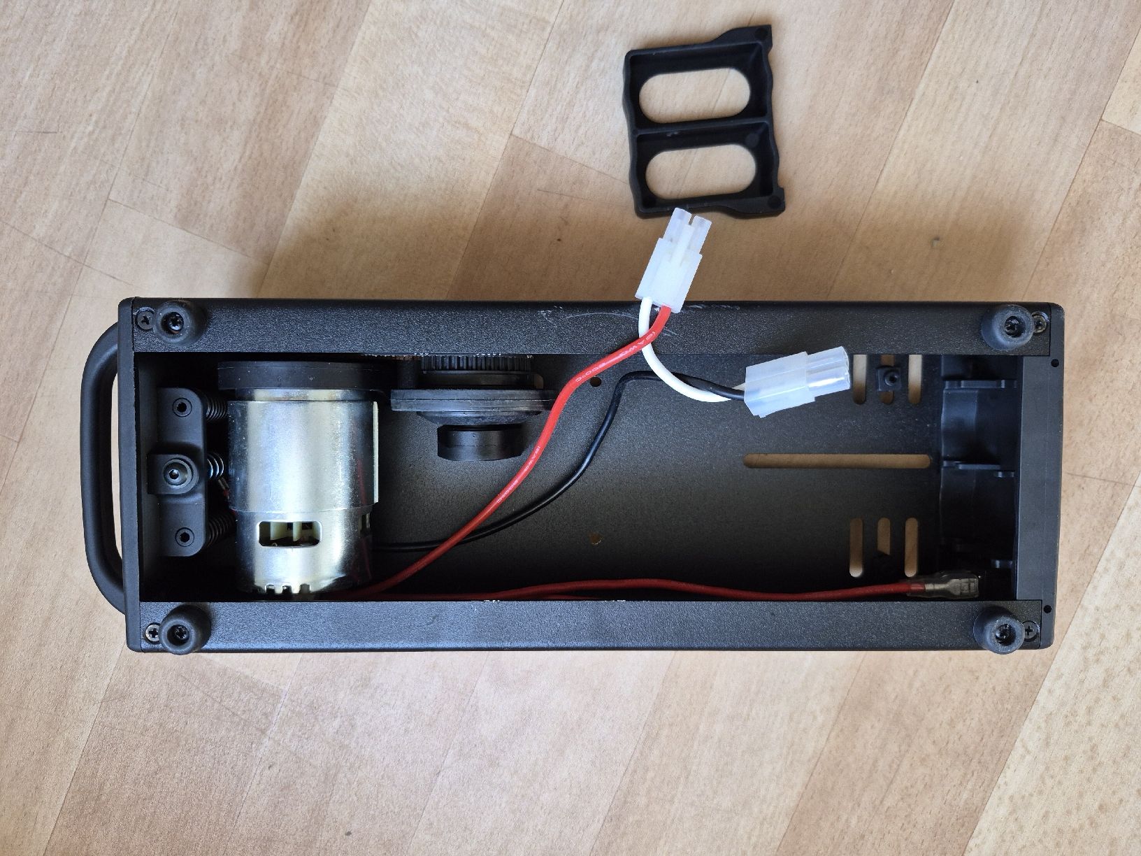Kyosho Modellismo RC: Kyosho V One R – Usato da Dielsdorf venduto da BARDARRU 9