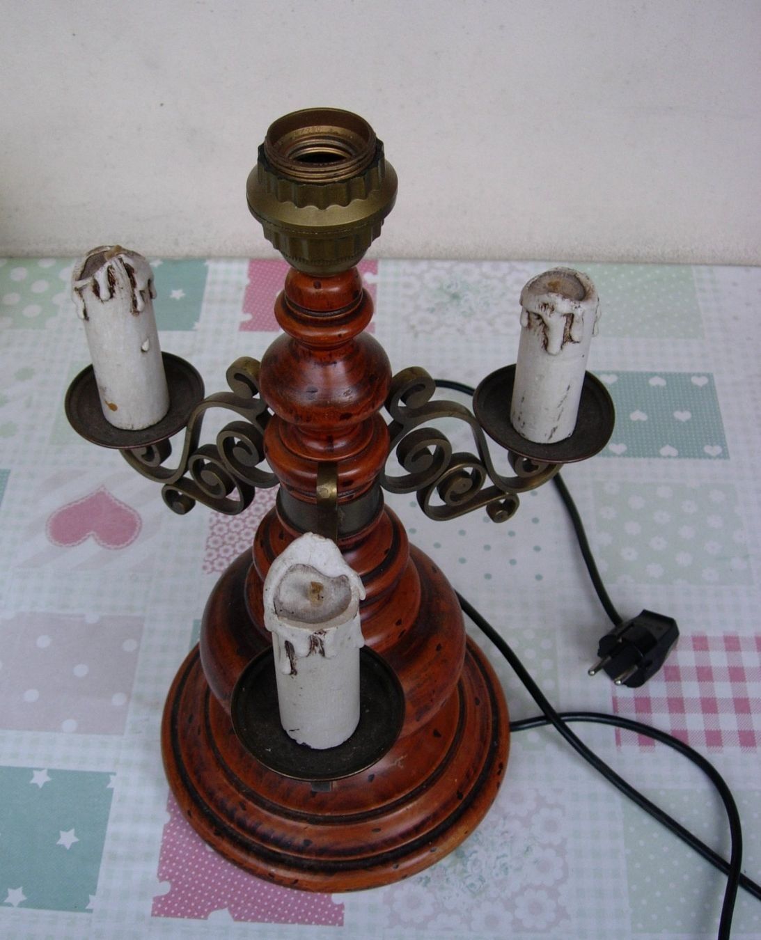 Lampade: Tischlampe – Usato da Basel venduto da Grbina64 5