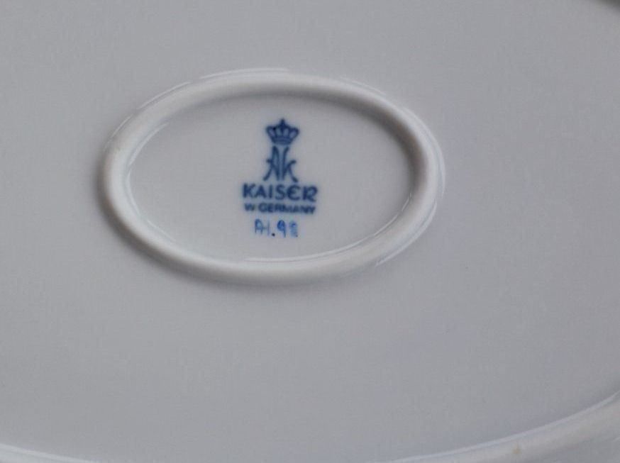 Piatti di portata: Kaiser, Porzellan Schale Handbemalt – Nuovo e nell'imballaggio originale da Winistorf venduto da acreativ3 2