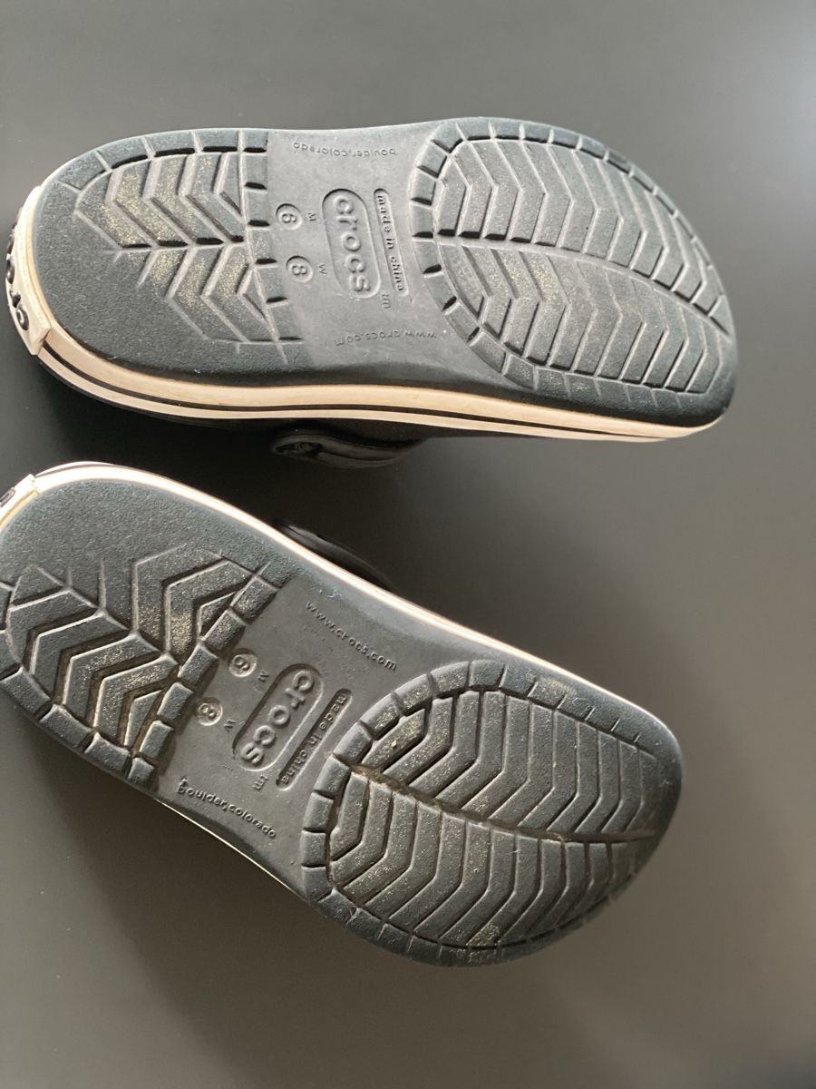 Crocs Scarpe per ragazzi: Crocs Grösse 34-35.Schwarz – Usato da Schiers venduto da Jasi-83 1