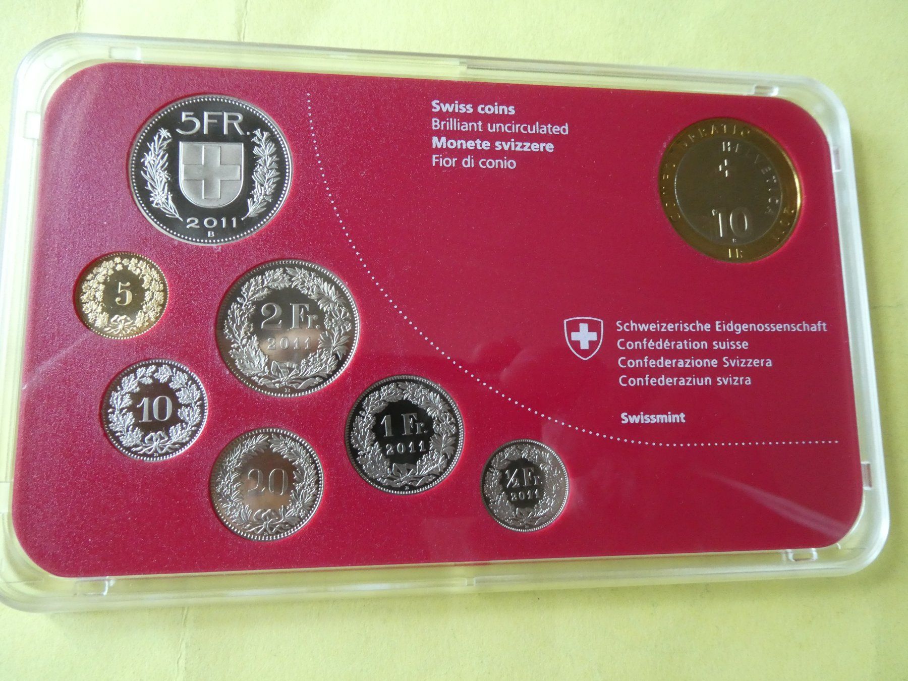 Tutti le monete: Schweiz 2011, Münzsatz  stempelglanz – Nuovo (secondo la descrizione) da Hinterforst venduto da rohusri 1