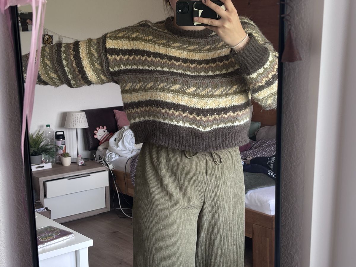 Pullover & Sweatshirts: Strickpullover  – Gebraucht aus Herisau von Baum_91 2