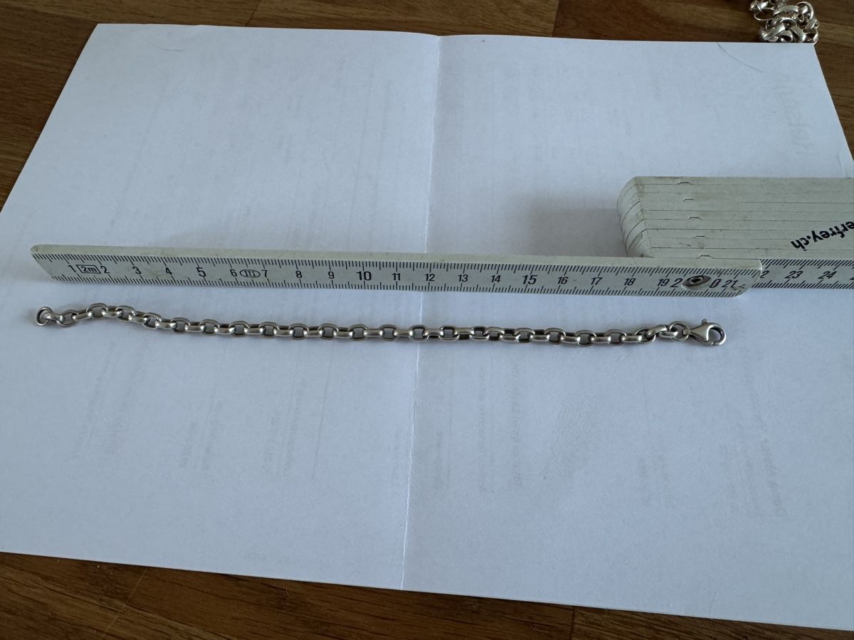 Armbänder & -reifen: Silber Armkette – Gebraucht aus Zürich von Naniiin