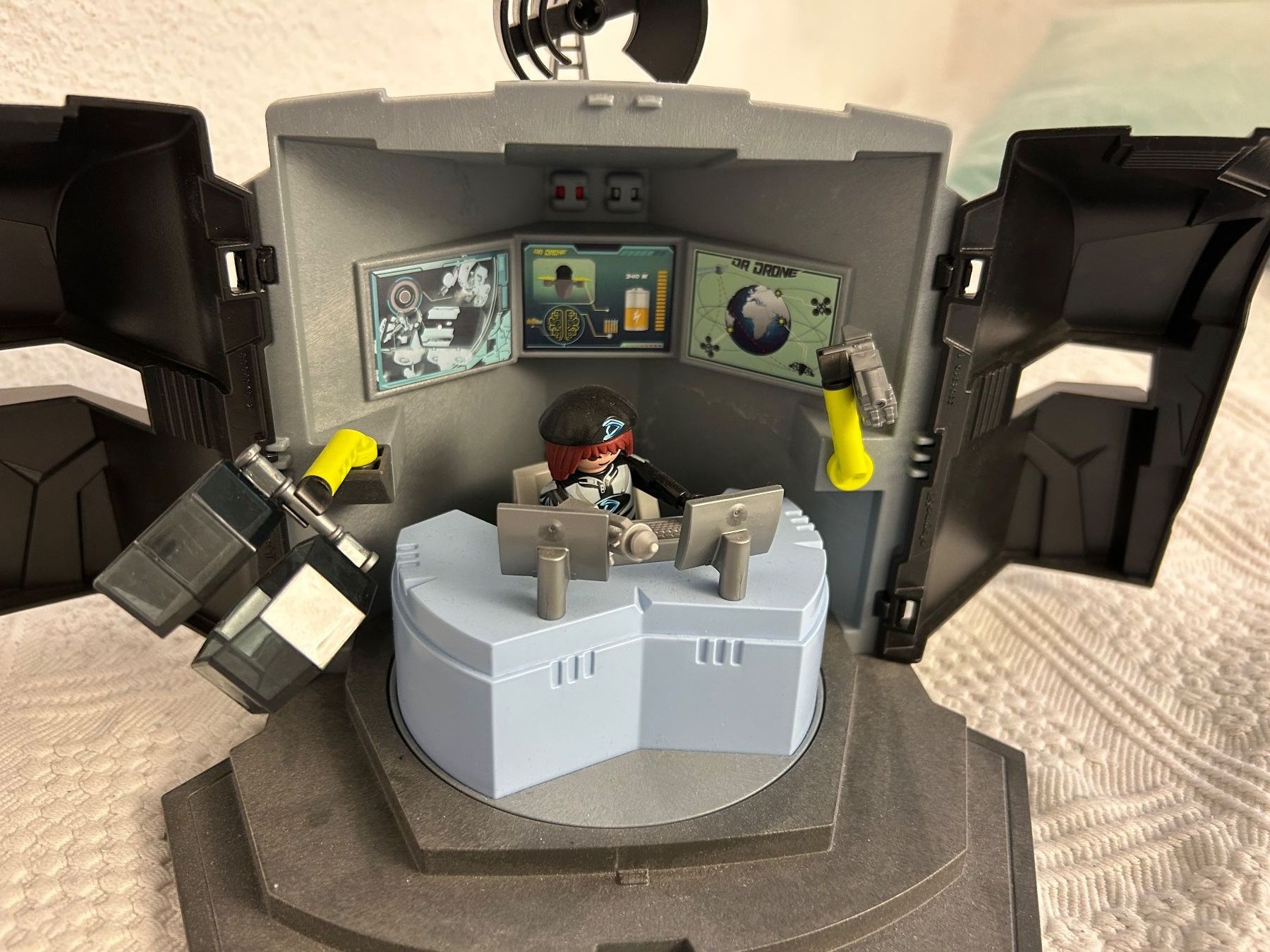 Playmobil Giocattoli: Playmobil 9250 komandocenter – Nuovo (secondo la descrizione) da Wädenswil venduto da jotijo