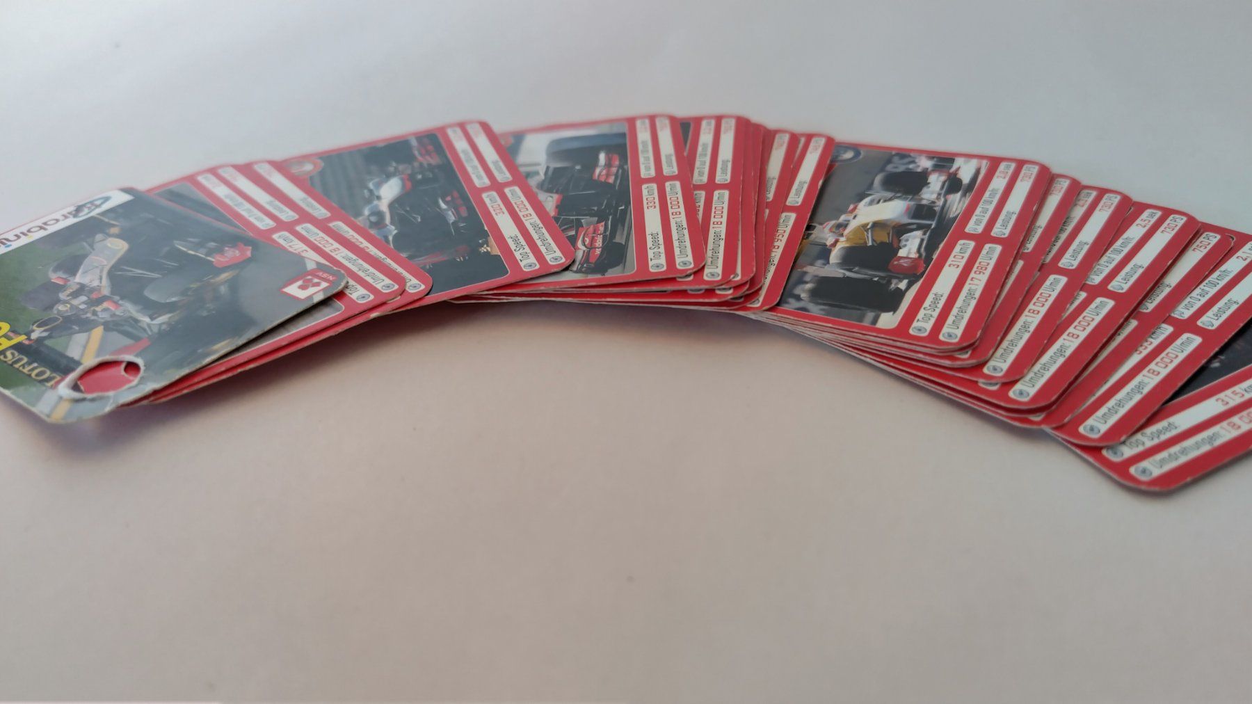 Giochi: Auto Quartett Formel 1 mit Karabiner / 24 Karten / NGV – Usato da Bellach venduto da JingleJerry 7