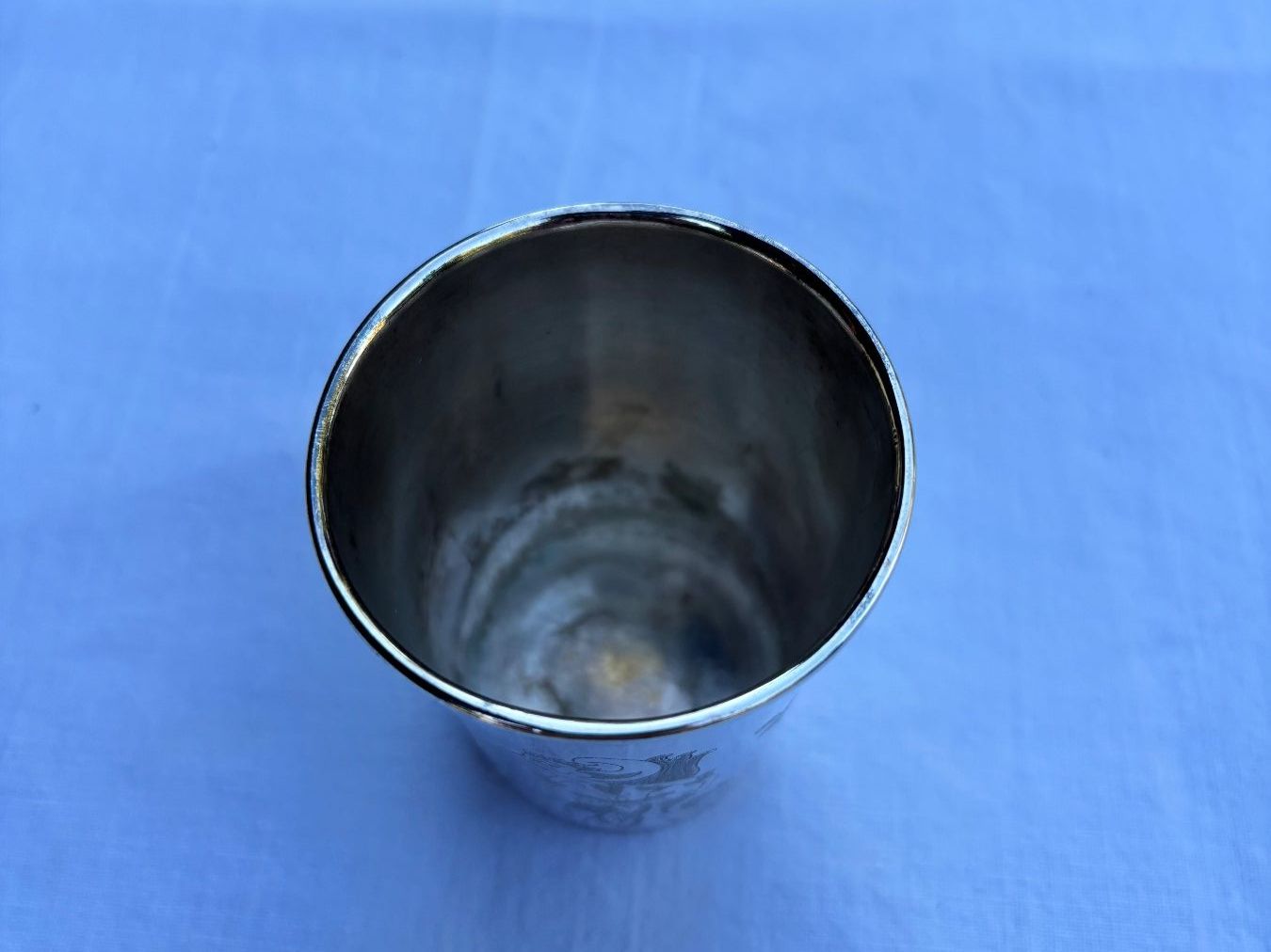 Behälter & Ähnliches: Antiker Trinkbecher aus Silber 800 – Gebraucht aus Zürich von BevI 4