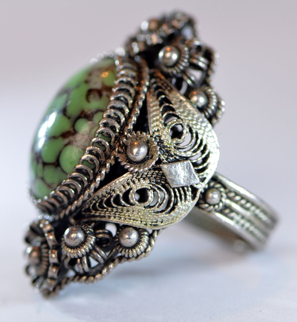 Bagues: Ancienne bague – D'occasion à Neuchâtel par Neuchatel 6