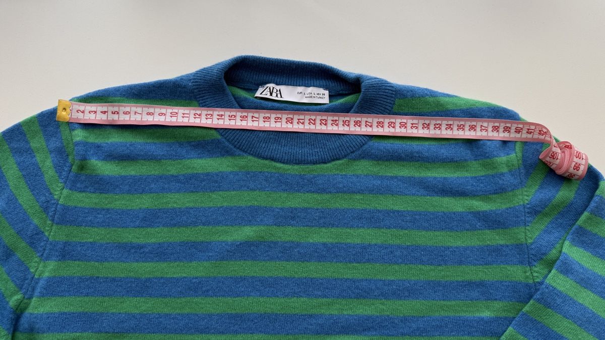 Zara Pulls & Sweat-shirts: Gestreifter Zara-Pullover 1 – D'occasion à Zürich par ana_782l 2