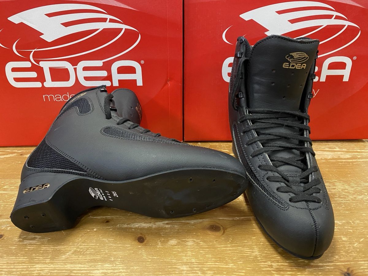 Edea Pattini da ghiaccio: Neuwertig Edea Eiskunstlaufschuhe Ice Fly 265B – Nuovo e nell'imballaggio originale da Steffisburg venduto da nikita009