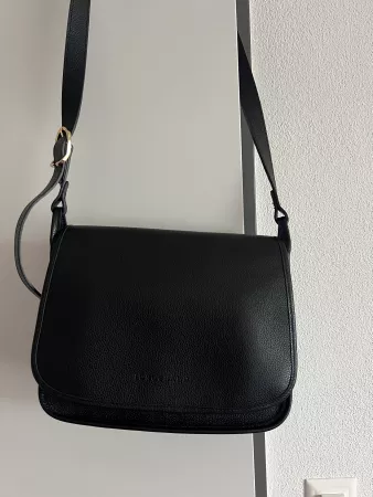 Tasche Leder schwarz, sehr guter Zustand, Marke Longchamp