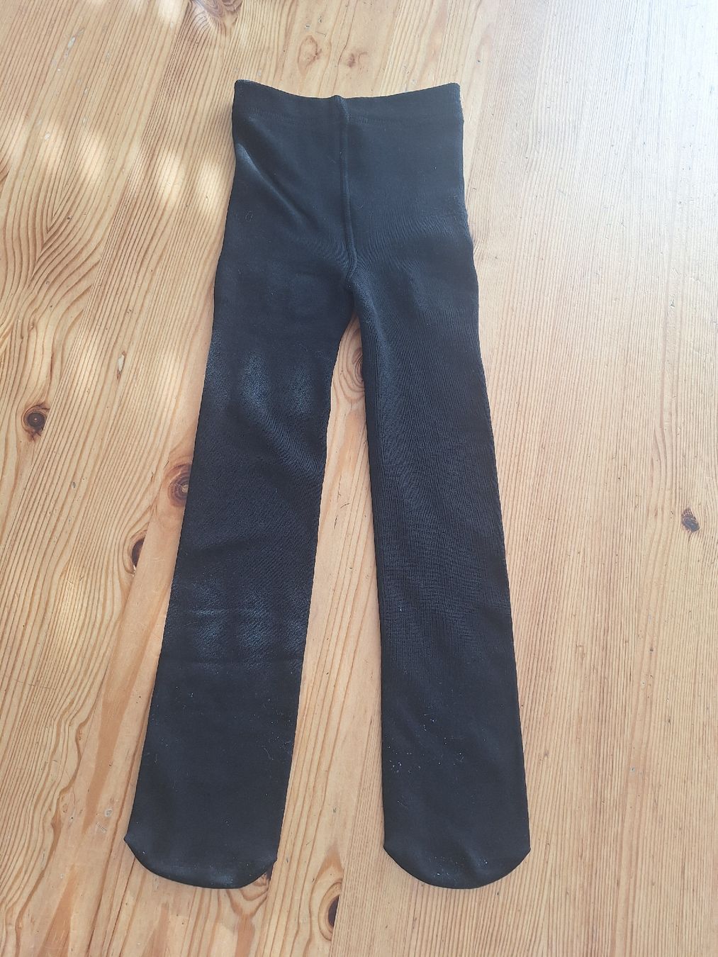 Collant & Leggings: Thermostrumpfhose Grösse 4-6 – Usato da Aesch BL venduto da ChezToKa