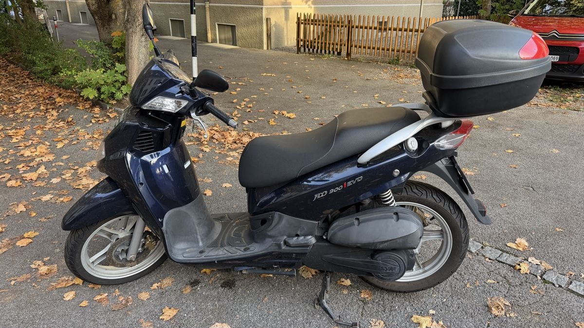 Sym Scooters: Sym HD 200 MFK 10.2025 – D'occasion à Bern par Canale1978 2