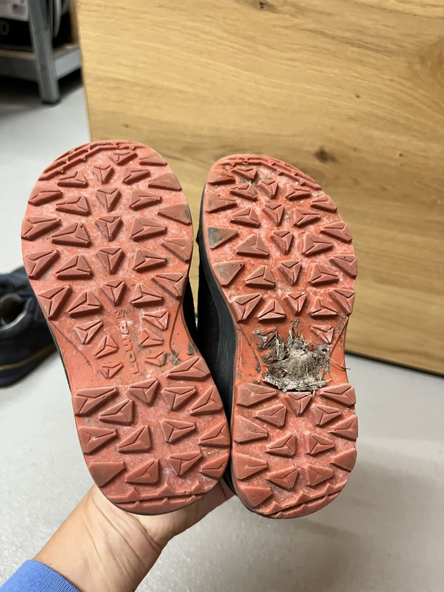 Scarpe per ragazzi: Lowa Wanderschuhe Gr. 27 – Usato da Riehen venduto da YuriST 4