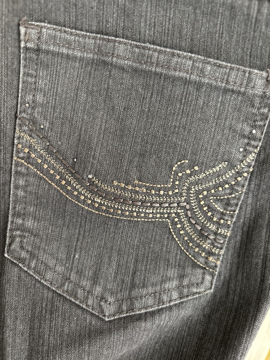 Jeans: Jeanshose Kingfield Grösse M – Usato da Hendschiken venduto da Uraniali 5
