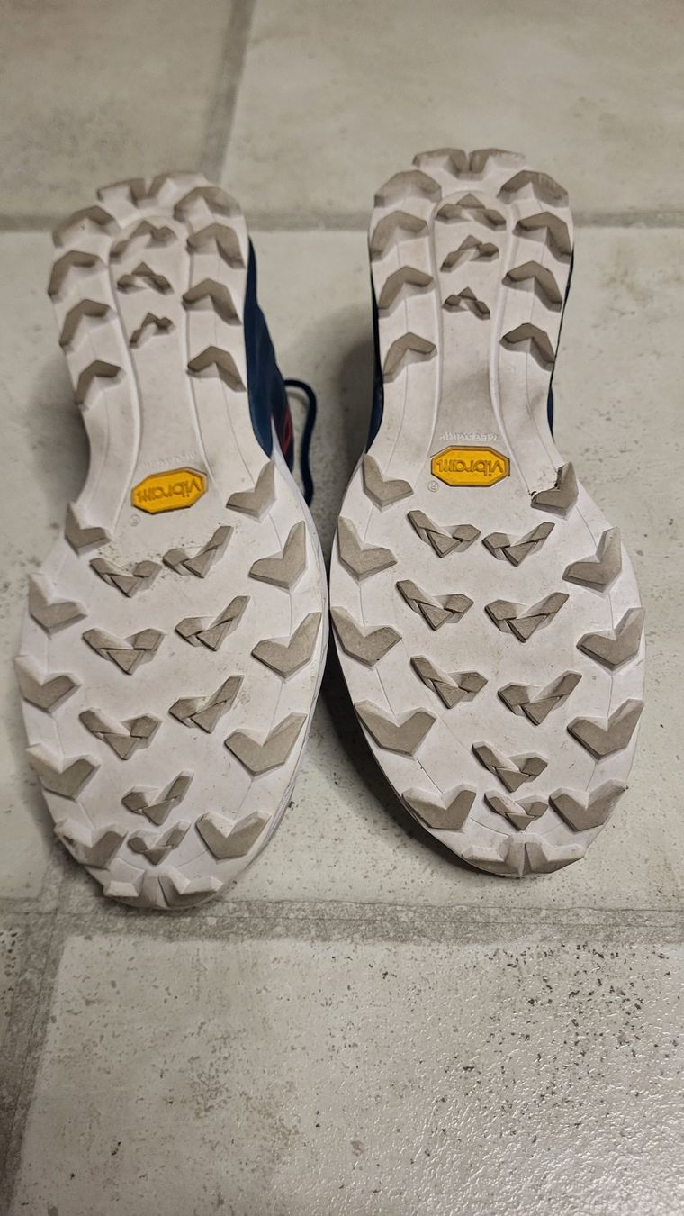 Dynafit Scarpe da donna: Damen Dynafit Trailrunning Schuh Gr. 40.5 – Usato da Mels venduto da mani013 1