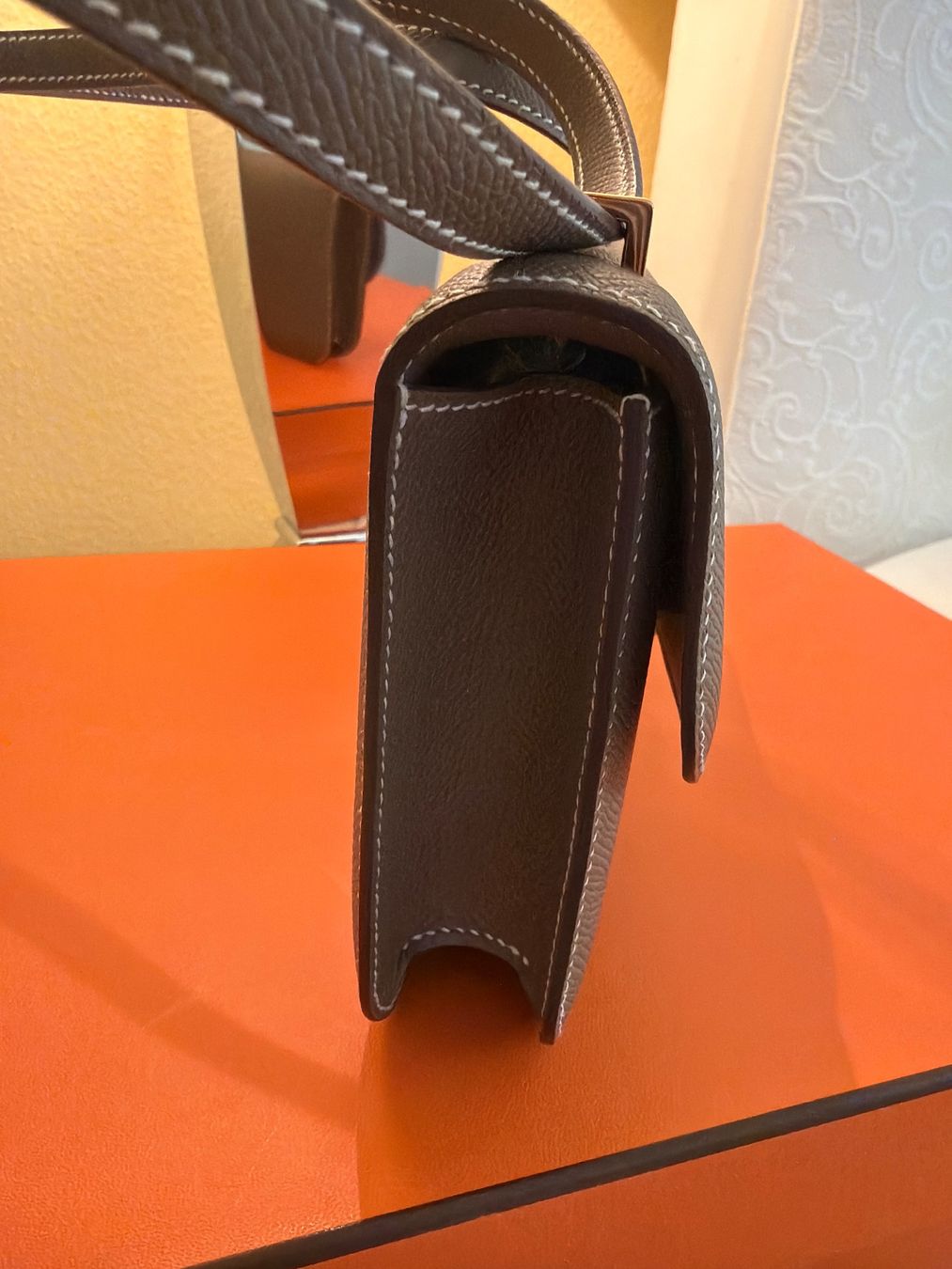Hermès Borse da donna: Hermès Constance Élan 24 Étoupe Hardware Or Rose Full Set – Nuovo (secondo la descrizione) da St-Légier-Chiésaz venduto da mir_7mcg 5