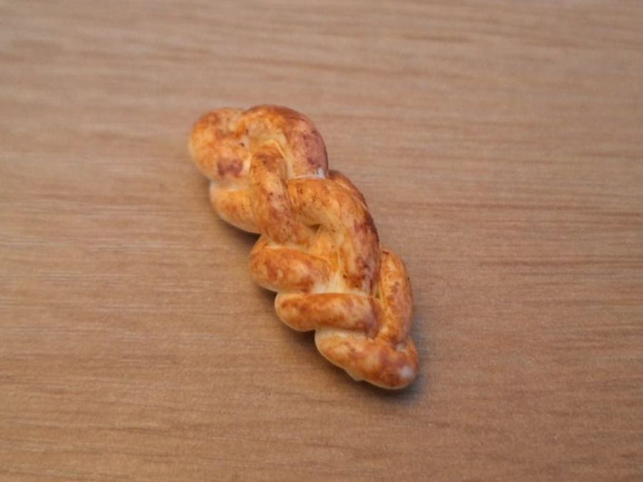 Case e mobili per bambole: Handmade Zopf – Nuovo (secondo la descrizione) da Zürich venduto da HandmadeTinyFood