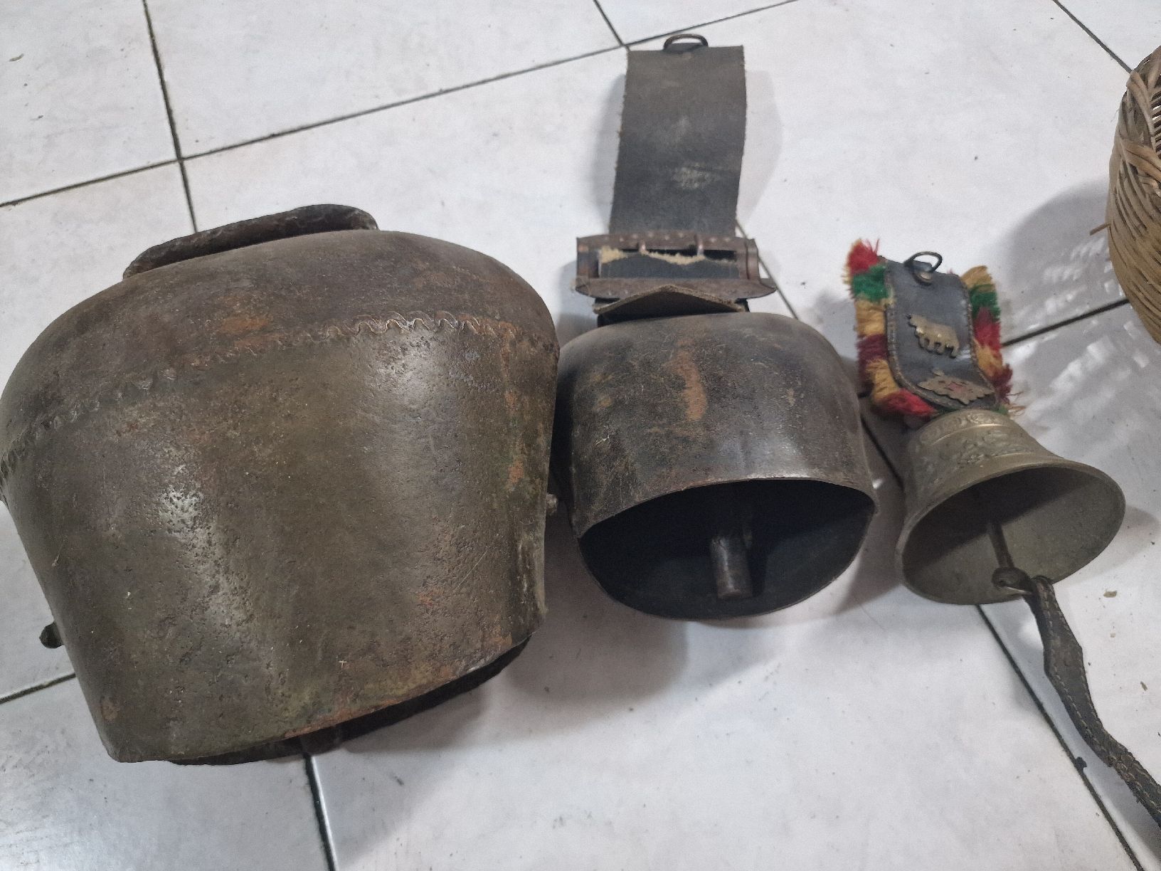 Campanacci mucche: cloche 3x – Usato da La Chaux-de-Fonds venduto da Ric_m628 3