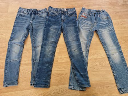 3 Paar Jeans zum Austragen / Flicken 134