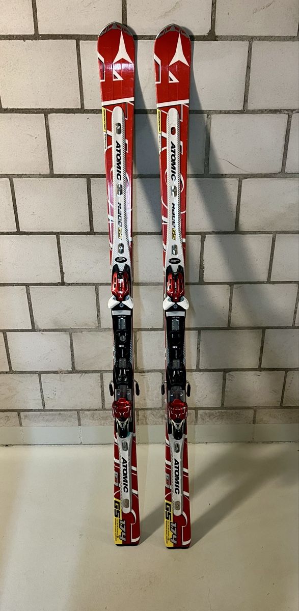 Atomic Skis: Atomic GS Ski Riesenslalom Radius Länge 176 cm – Gebraucht aus Lyss von Gurti1