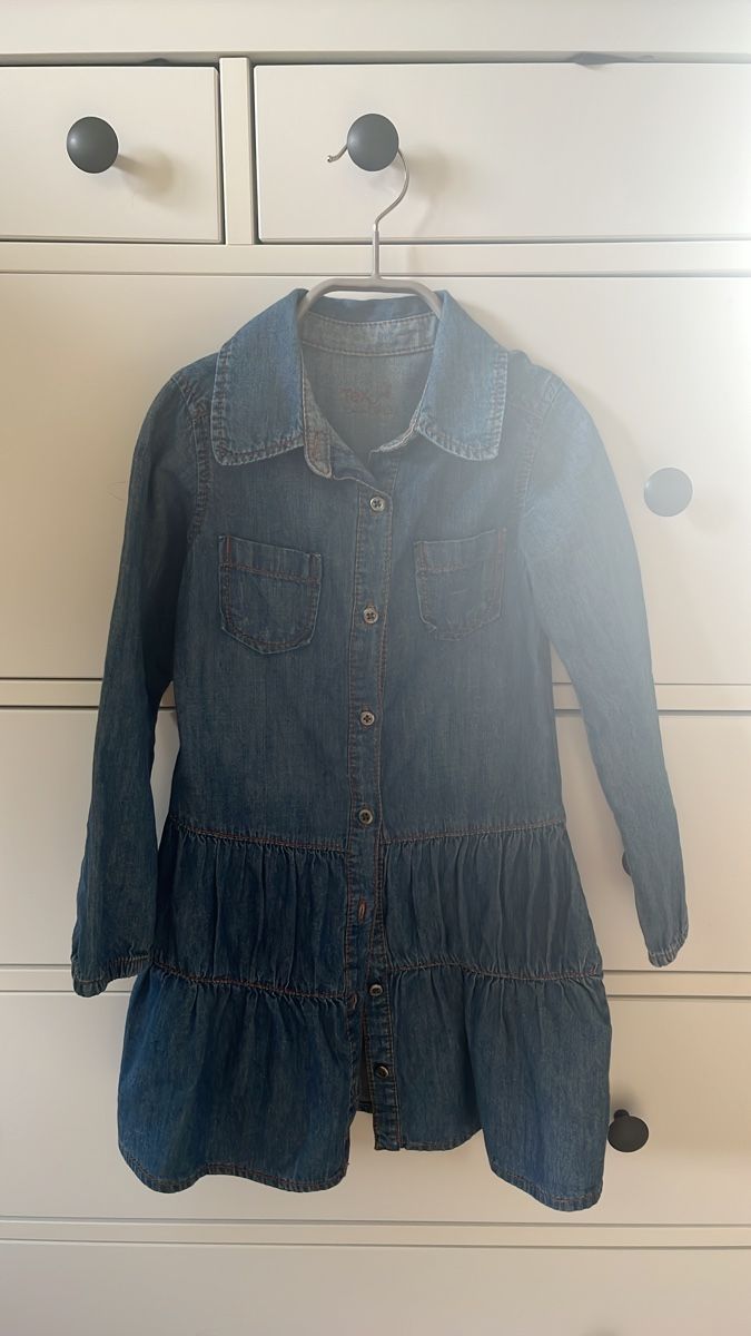 Vestiti & Gonne: Robe en jean 104-110 cm – Usato da Villars-Bramard venduto da dadesc