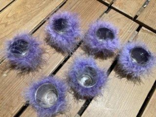 Bicchieri: 6 filzgläsli violett mit federn – Usato da Schwarzenberg LU venduto da kindler007