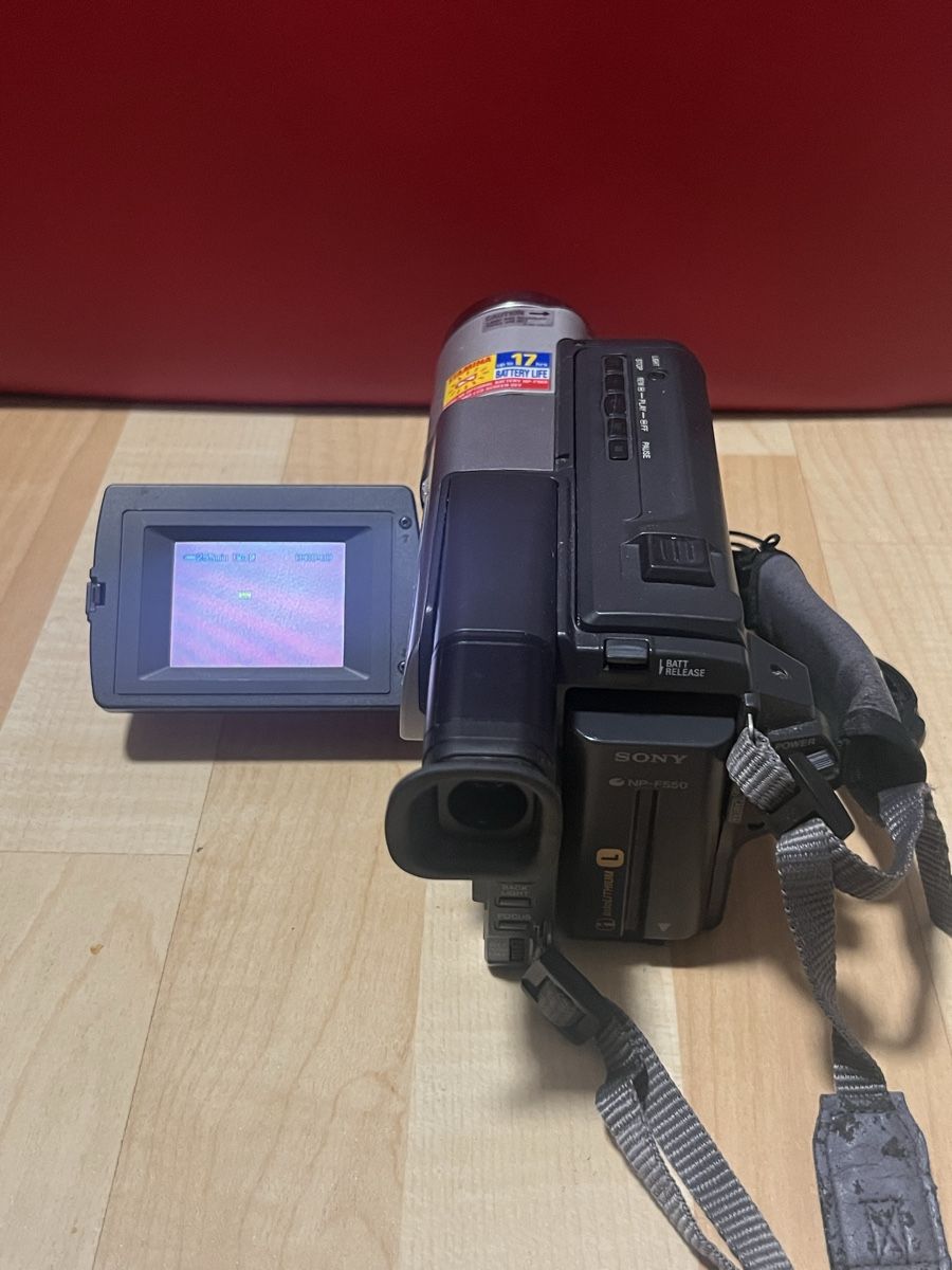 Sony Camcorder: Sony Handycam CCD-TRV59E PAL – Gebraucht aus Hinwil von Pedrito2 2