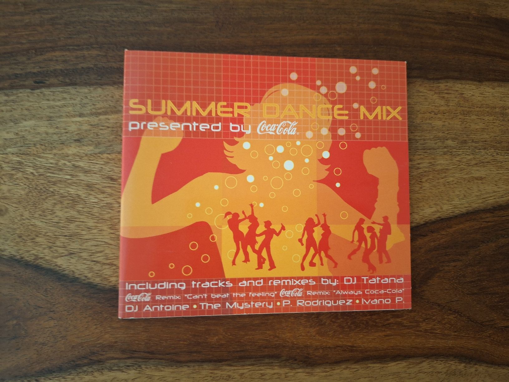 CDs: CD Summer Dance Mix Coca-Cola presented by DJ Tatana – Gebraucht aus Oberrieden von smarties949