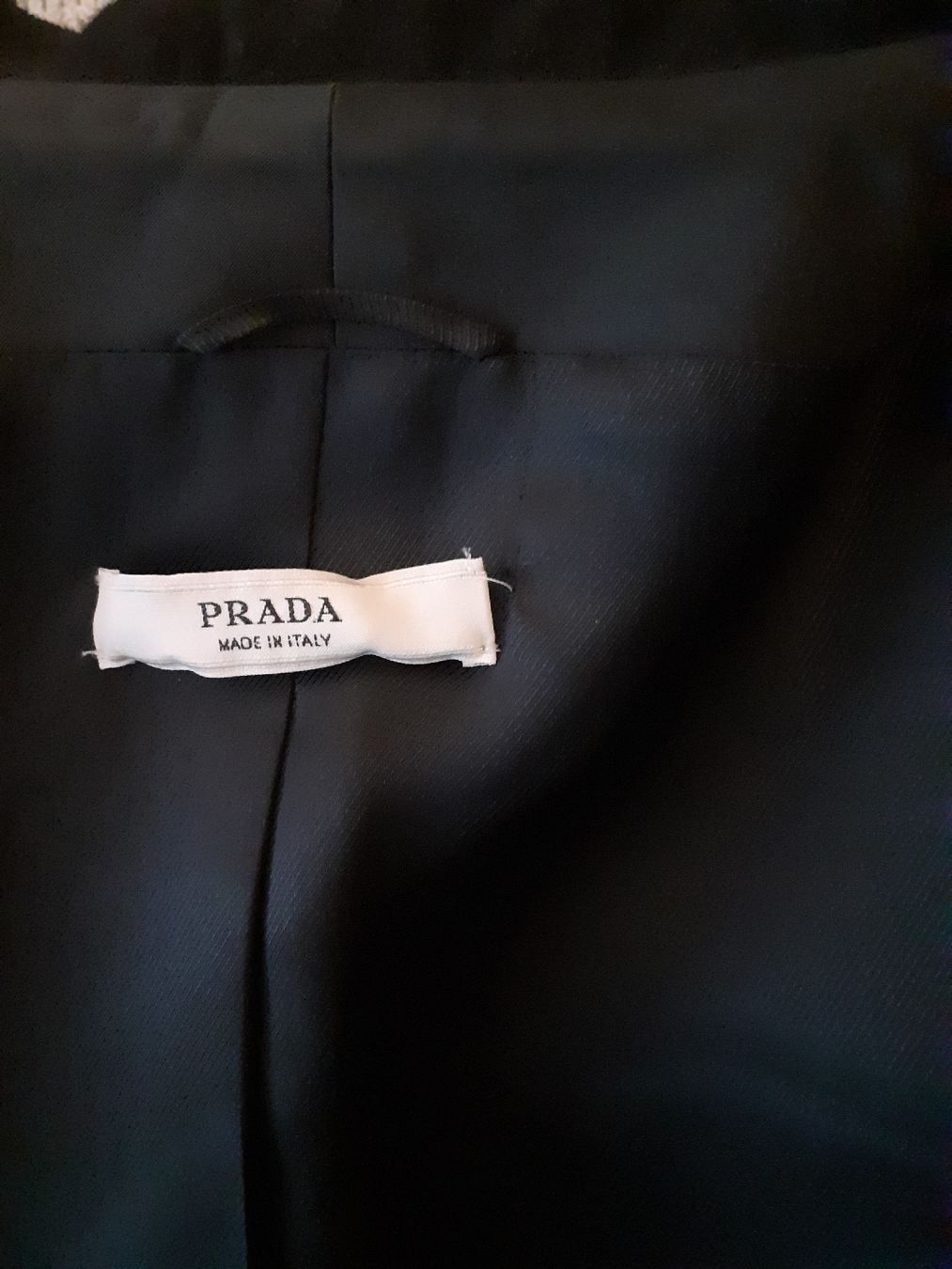 Prada Giacche: Giacca vintage PRADA – Usato da Morbio Inferiore venduto da vin_fdj2 7