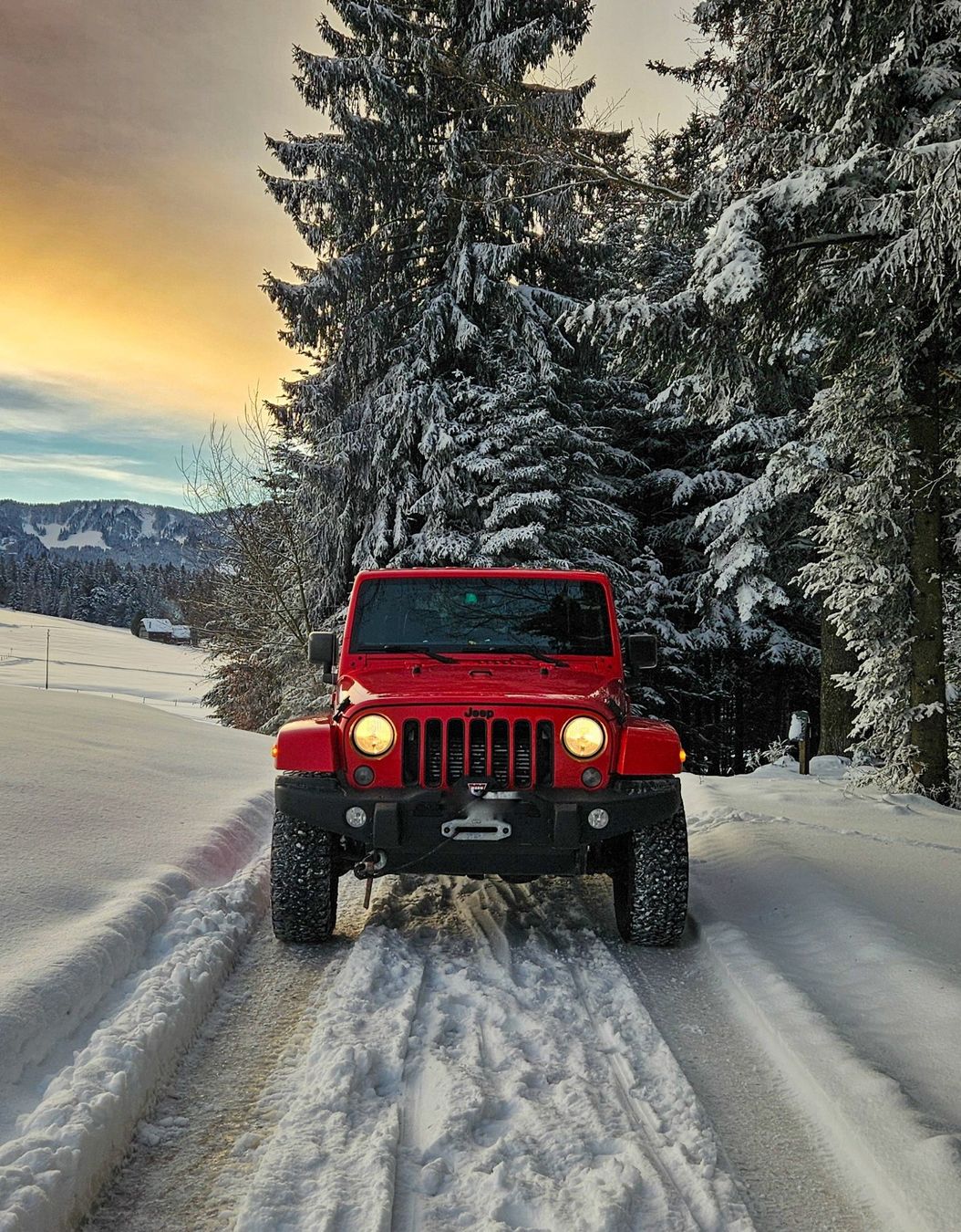 Jeep Autos: Jeep Wrangler CRD 2.8 – D'occasion à Finsterwald LU par zabryna
