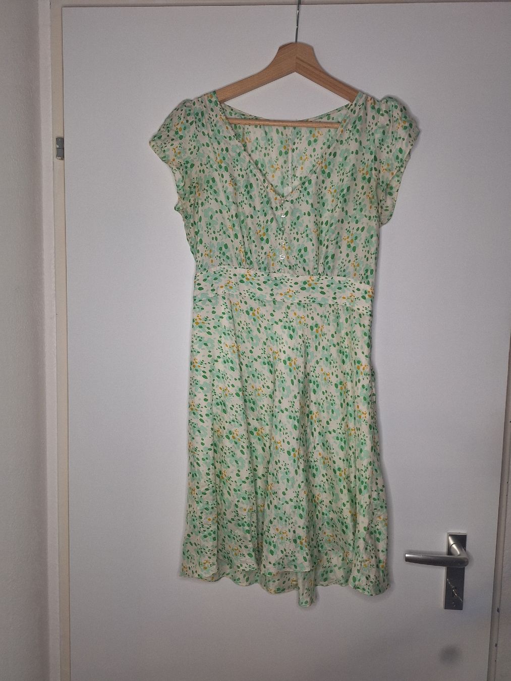 Kleider: Sommerkleid grün 100% Seide Grösse S – Neu (gemäss Beschreibung) aus Adlikon b.Regensdf von che_xxb9 1