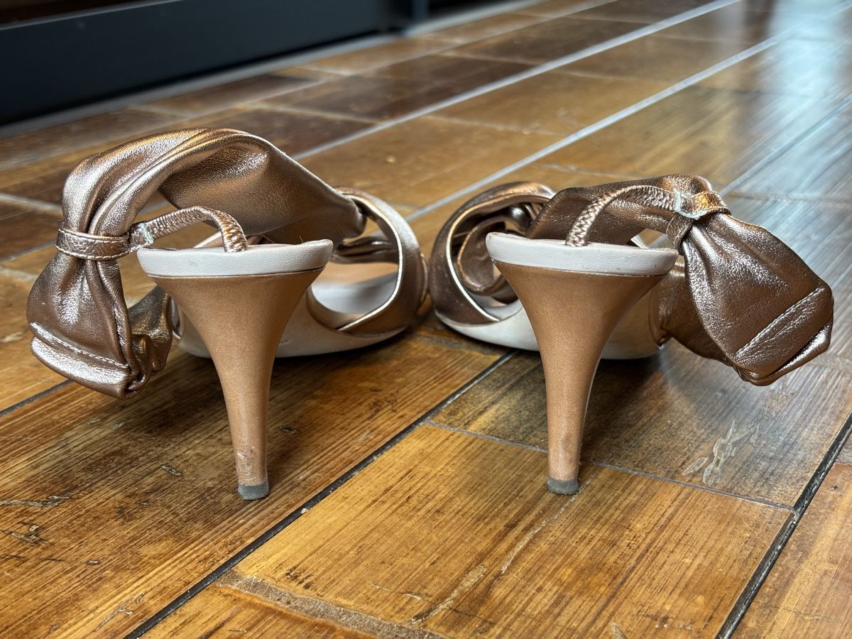 Sergio Rossi Damenschuhe: Sandales Sergio Rossi Bronze 39.5 – Gebraucht aus Dotzigen von SecondHandGems 3