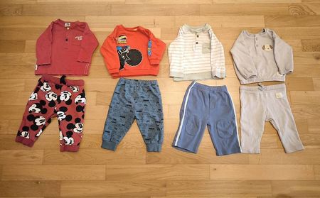 4 Sweatshirts + 4 Hosen, Gr. 74/80 (9-12 Monate)