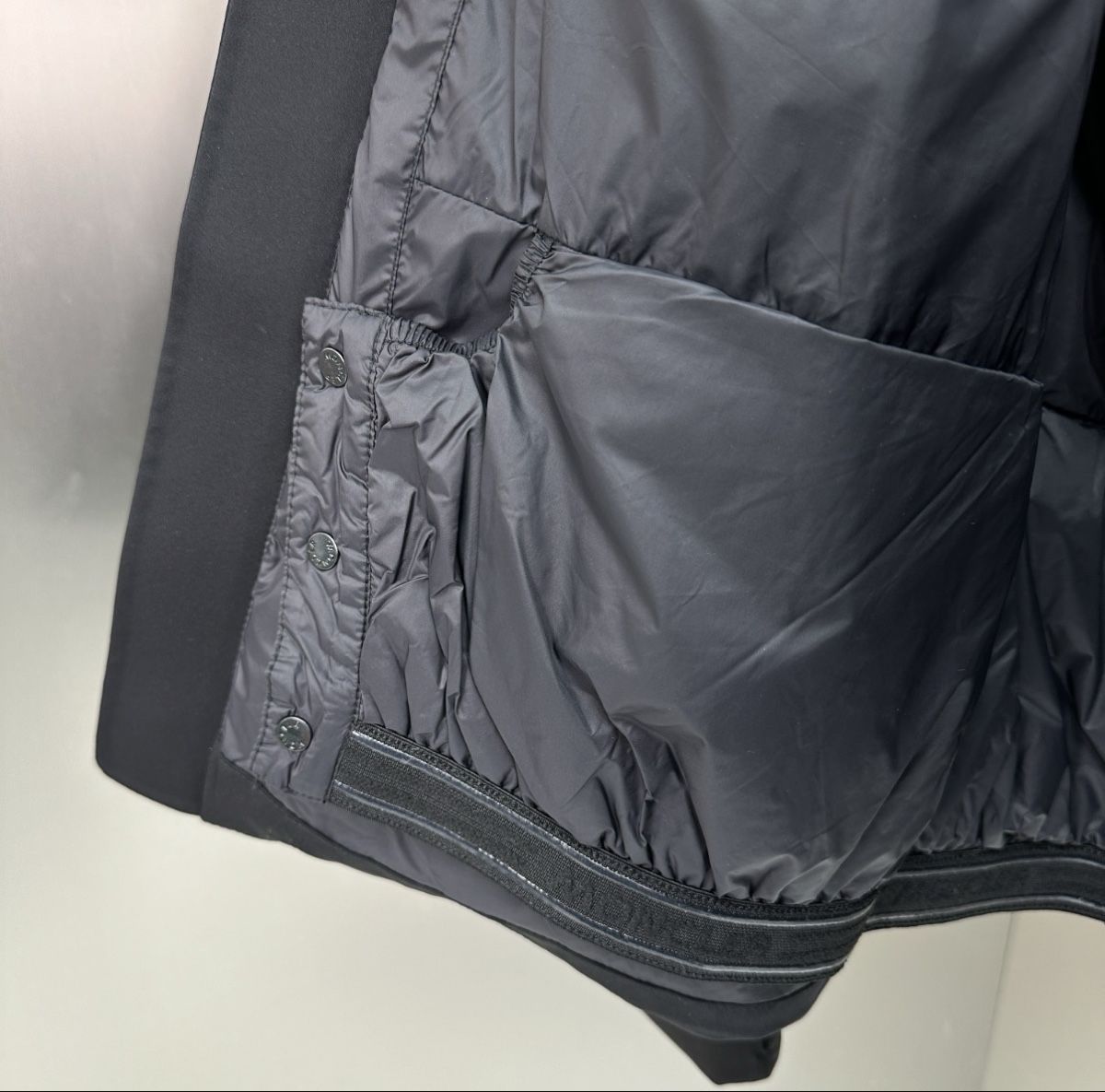 Vestes: Moncler Grenoble Montgetech jacket  – Neuf avec emballage d'origine à Clarens par cra_vx7c 8