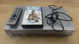 Lecteur DVD VHS Panasonic NV-VP31EC avec télécommande