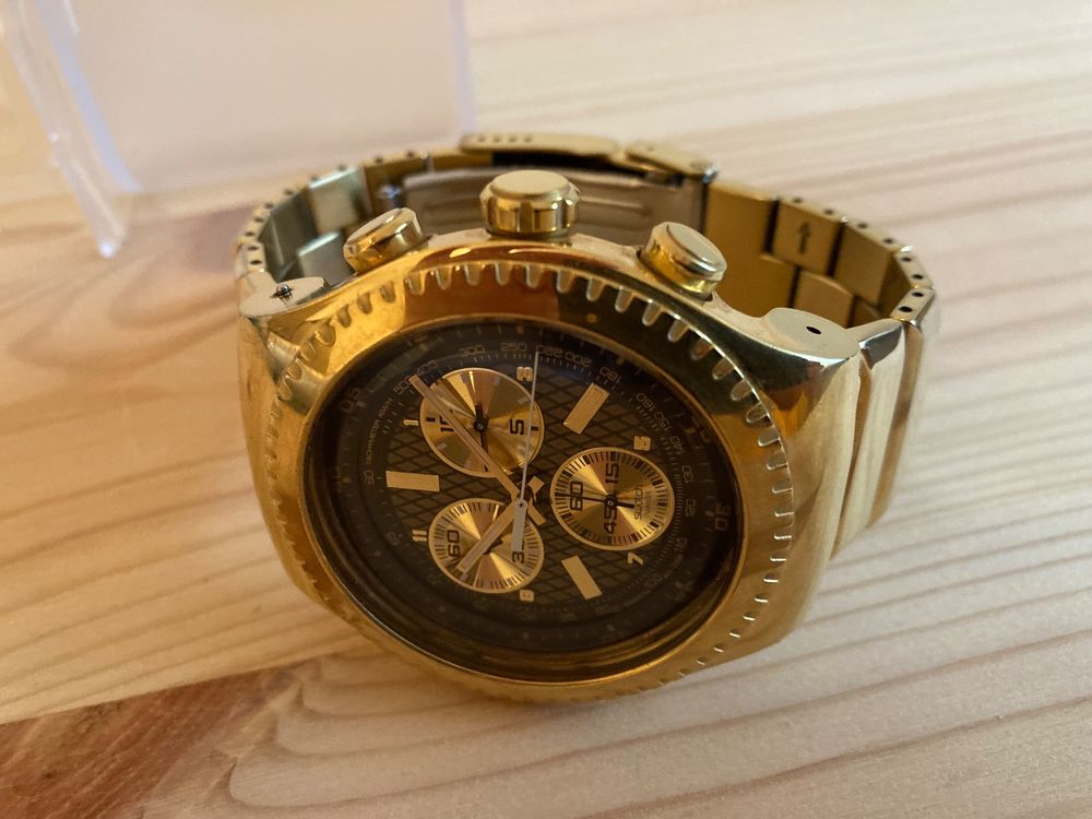 Swatch 007 hot sale goldfinger prezzo