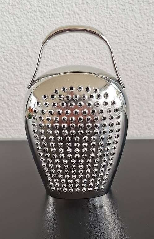 Elettrodomestici da cucina: Alessi: Käsereibe Cheese Please – Usato da Zürich venduto da pet_2023 1