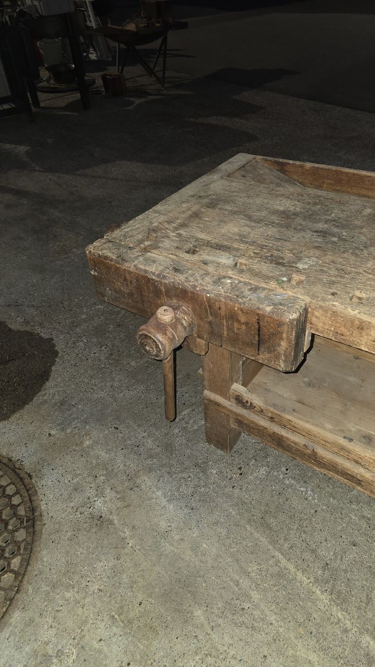 Banchi da lavoro: Antike Werkbank - super Patina – Usato da Oberaach venduto da Wicktrade 6
