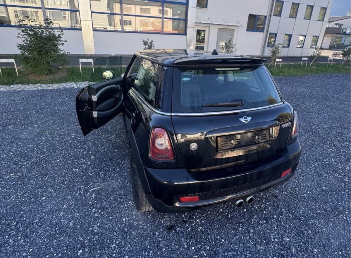 Mini Automobili: Mini Cooper S – Usato da Trübbach venduto da nic_hgn9 1