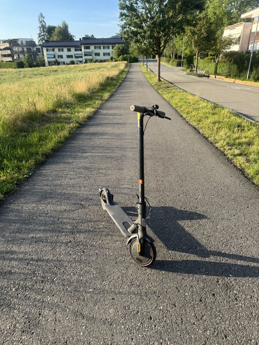 Scooters: Xiaomi E-scooter – Gebraucht aus Bonstetten von phi_w89b 3