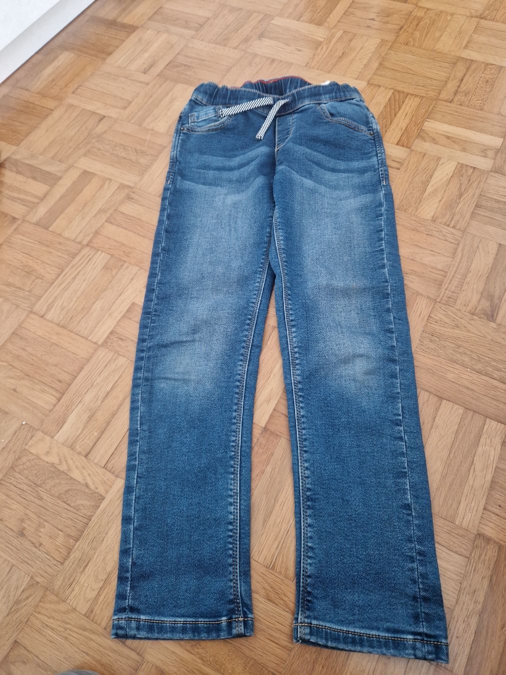 S.Oliver Pantaloni: Kinder Jeans S.Oliver Gr.128 – Usato da Zürich venduto da Nis96e