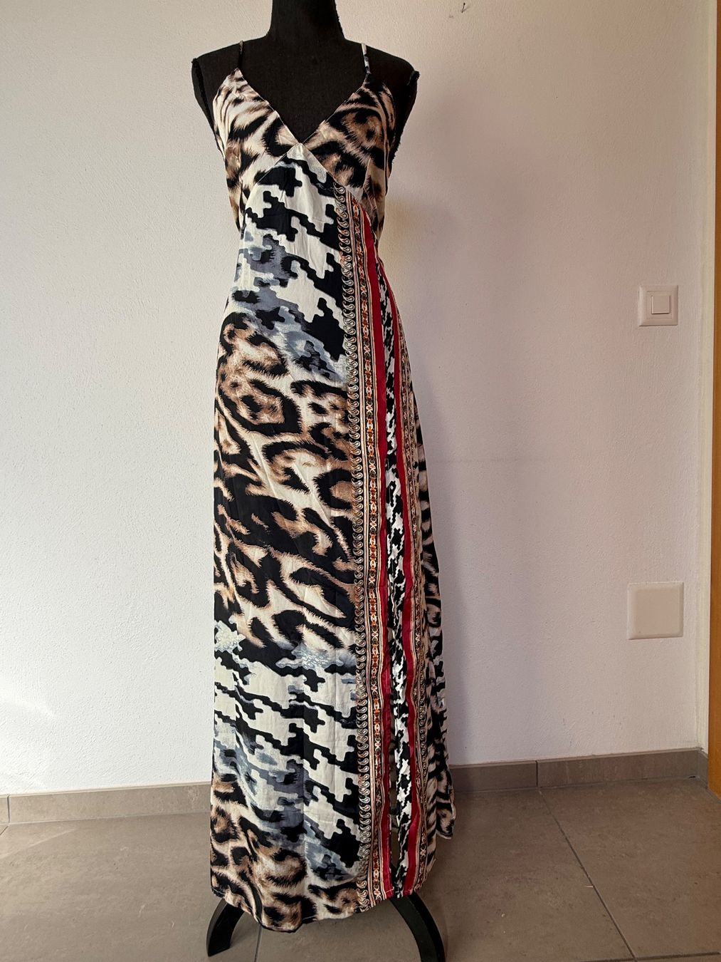 Vestiti: Leo Maxikleid mit Seide – Nuovo (secondo la descrizione) da Sigriswil venduto da ck56