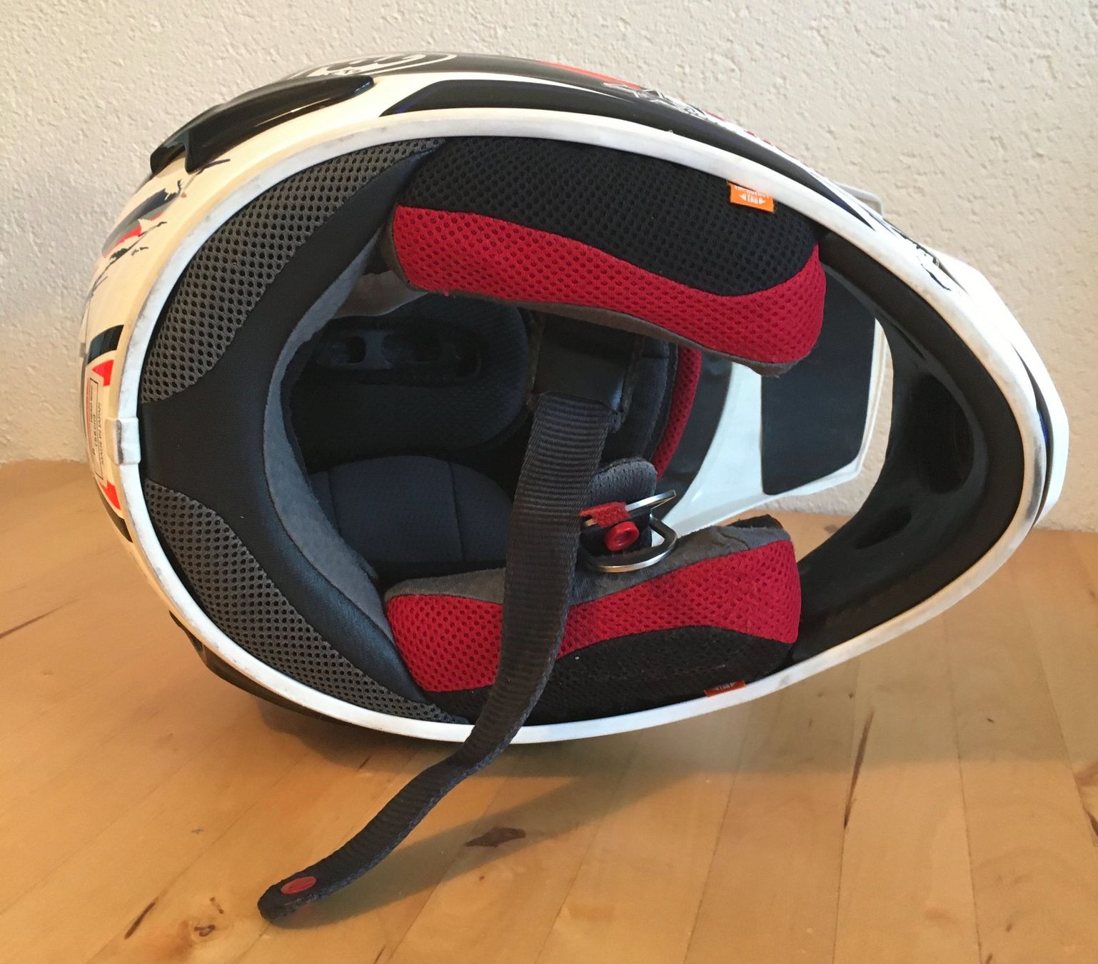 Arai Casques & visières: Cross-Helm Arai MX-V – D'occasion à Zollikofen par Diceros 7