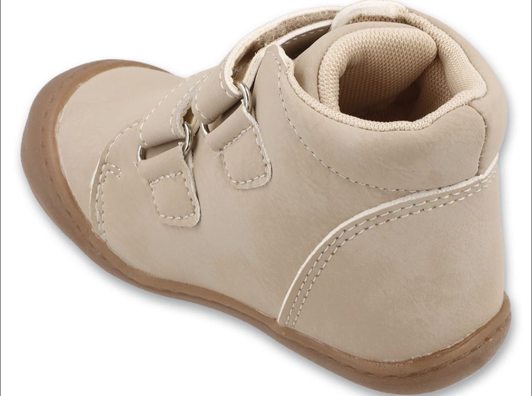 Scarpe per ragazze: Bequeme Laufschuhe, Gr. 25, Neu – Nuovo e nell'imballaggio originale da Flumenthal venduto da KET25_ch 2