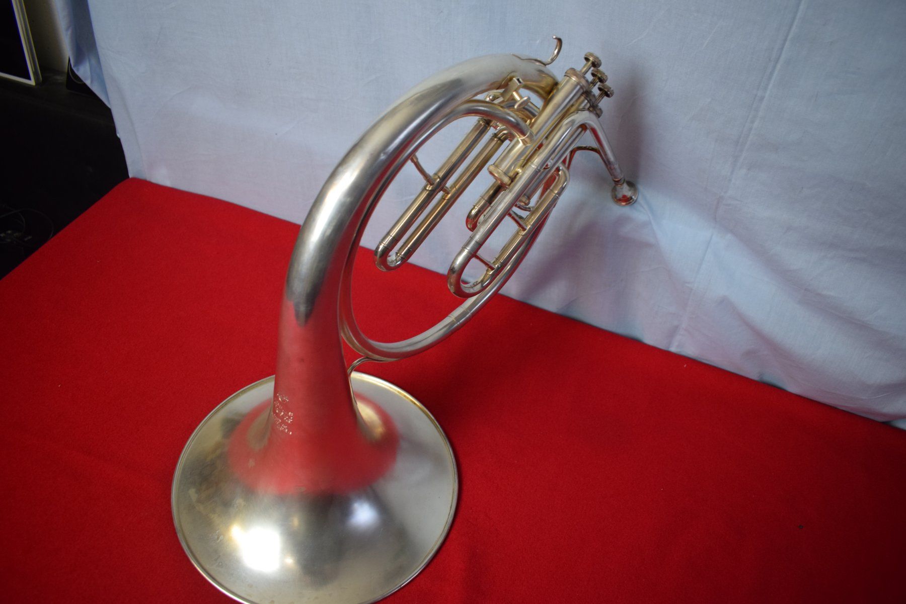 Musikinstrumente: Nr. 6 Waldhorn  HIRBRUNNER SUMISWALD INSTR. FAB – Gebraucht aus Zürich von Brockito 7