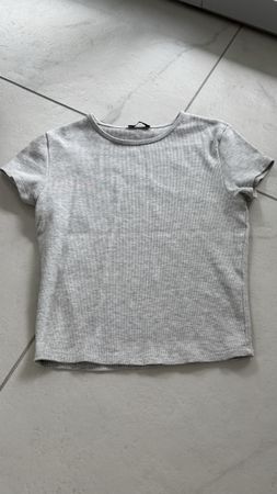 Graues Bershka T-Shirt M 